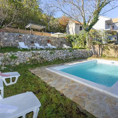 Apartamento Beautiful In With Wifi