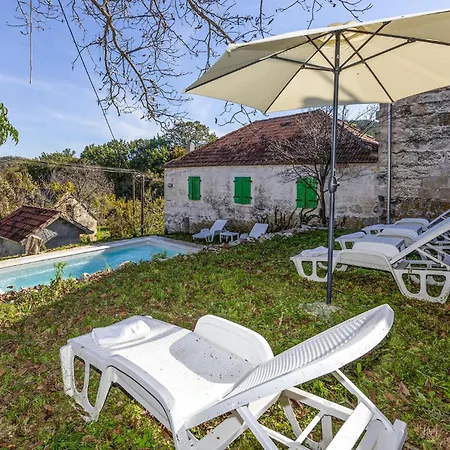 Beautiful In With Wifi Apartamento Hrvace